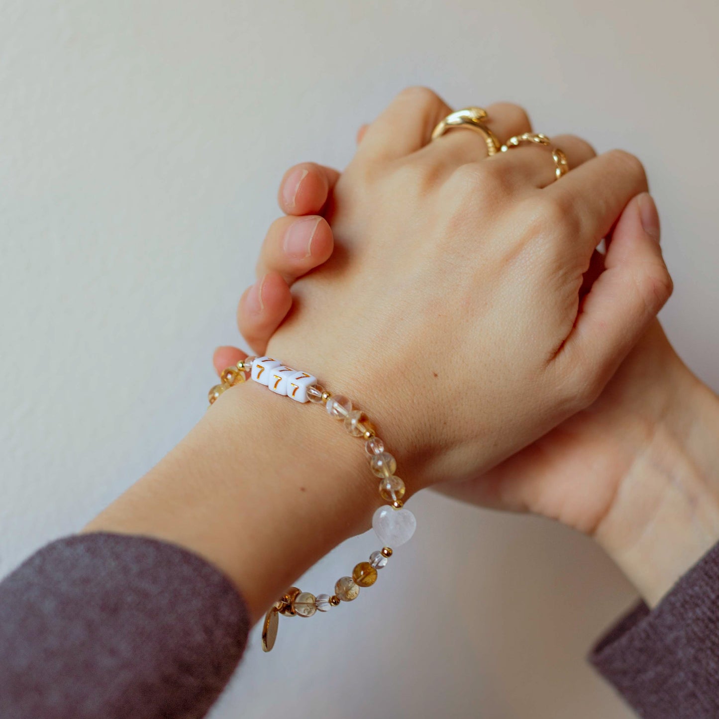 Pulsera 777 · Confianza y fortuna